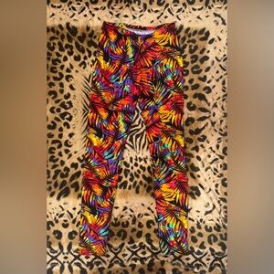 Hot Kiss Vibrant Jungle Print Women’s Leggings